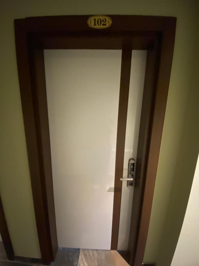 Hotel Kolonja'S Debar Eksteriør billede