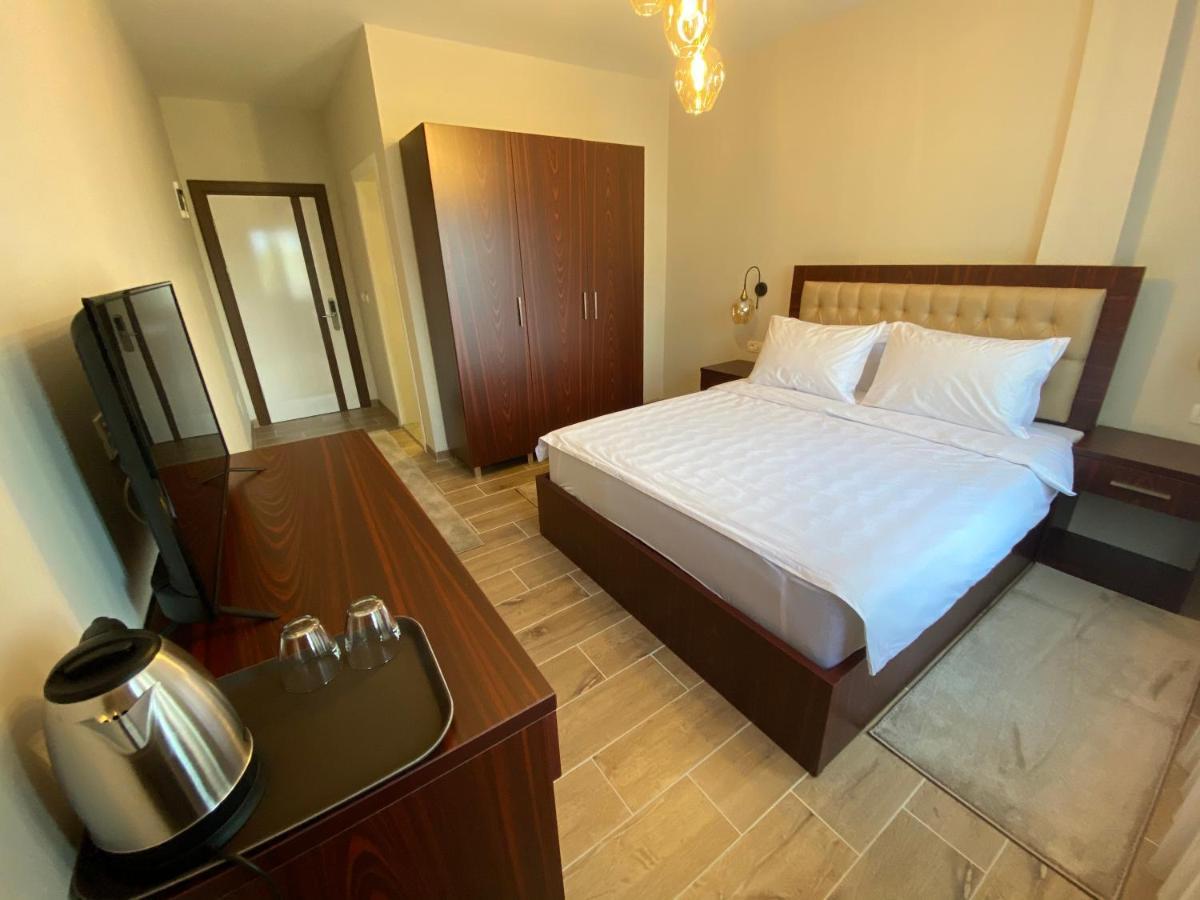 Hotel Kolonja'S Debar Eksteriør billede