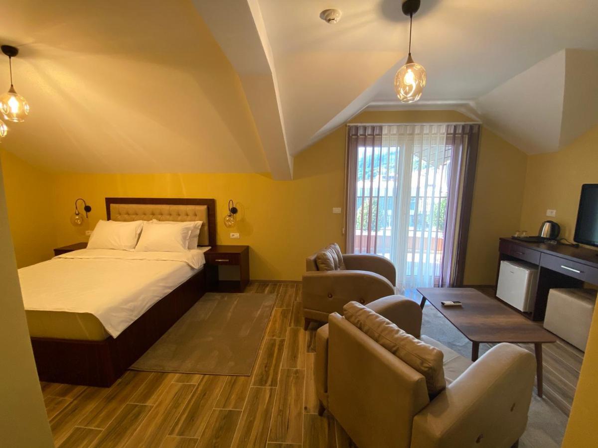 Hotel Kolonja'S Debar Eksteriør billede